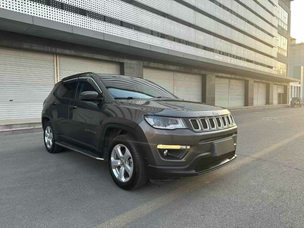 Jeep 指南者  2018款 200T 家享四驅(qū)版圖片