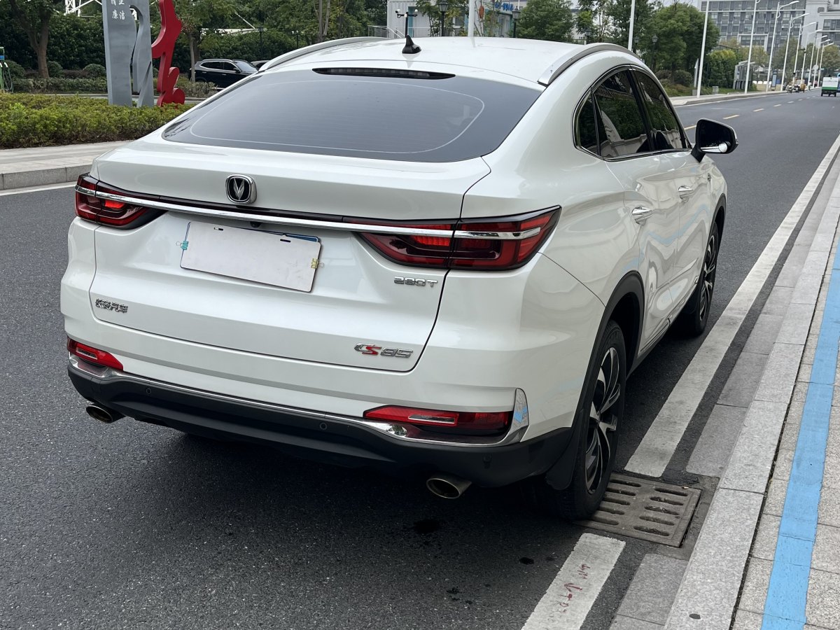 2020年2月長(zhǎng)安 CS85 COUPE  2019款  1.5T 動(dòng)版 國(guó)VI