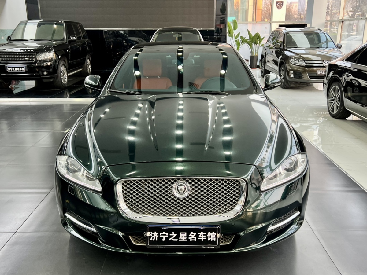 捷豹 XJ  2012款 XJL 3.0 全景商務(wù)版圖片