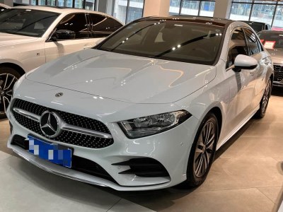 2019年9月 奔馳 奔馳A級 改款 A 180 L 運動轎車圖片
