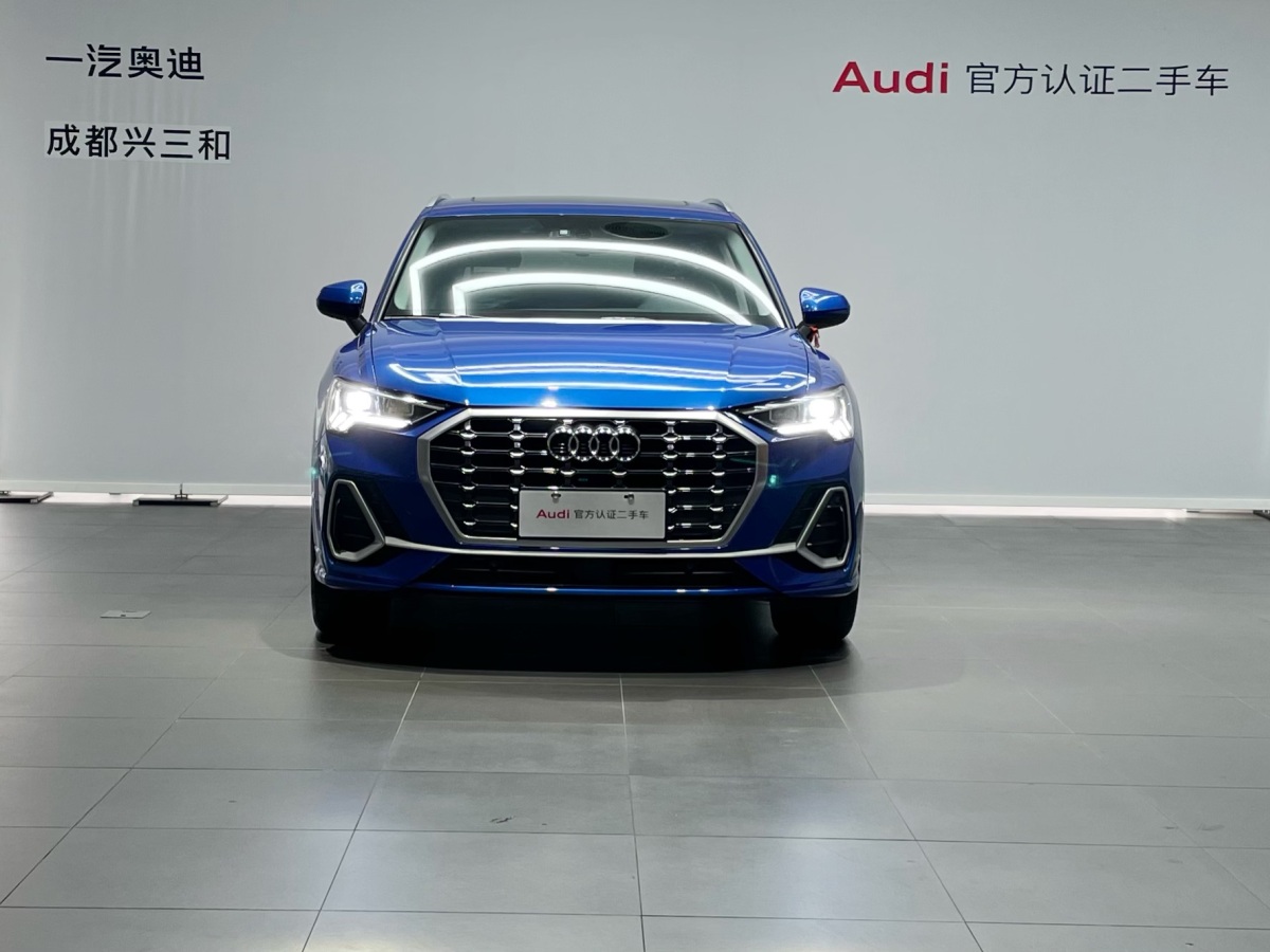 奧迪 奧迪Q3  2024款 35 TFSI 進(jìn)取動(dòng)感型圖片