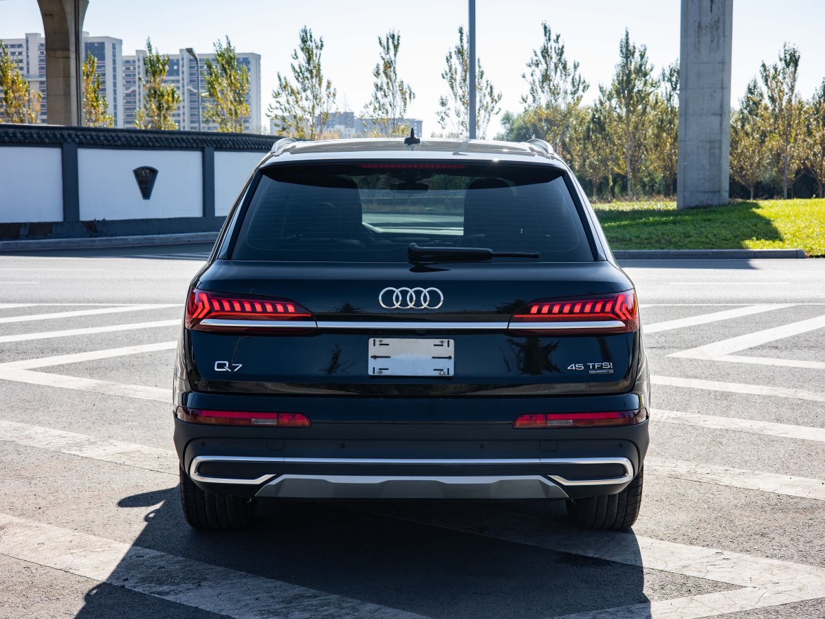 奧迪 奧迪Q7  2014款 Q7 中東版圖片