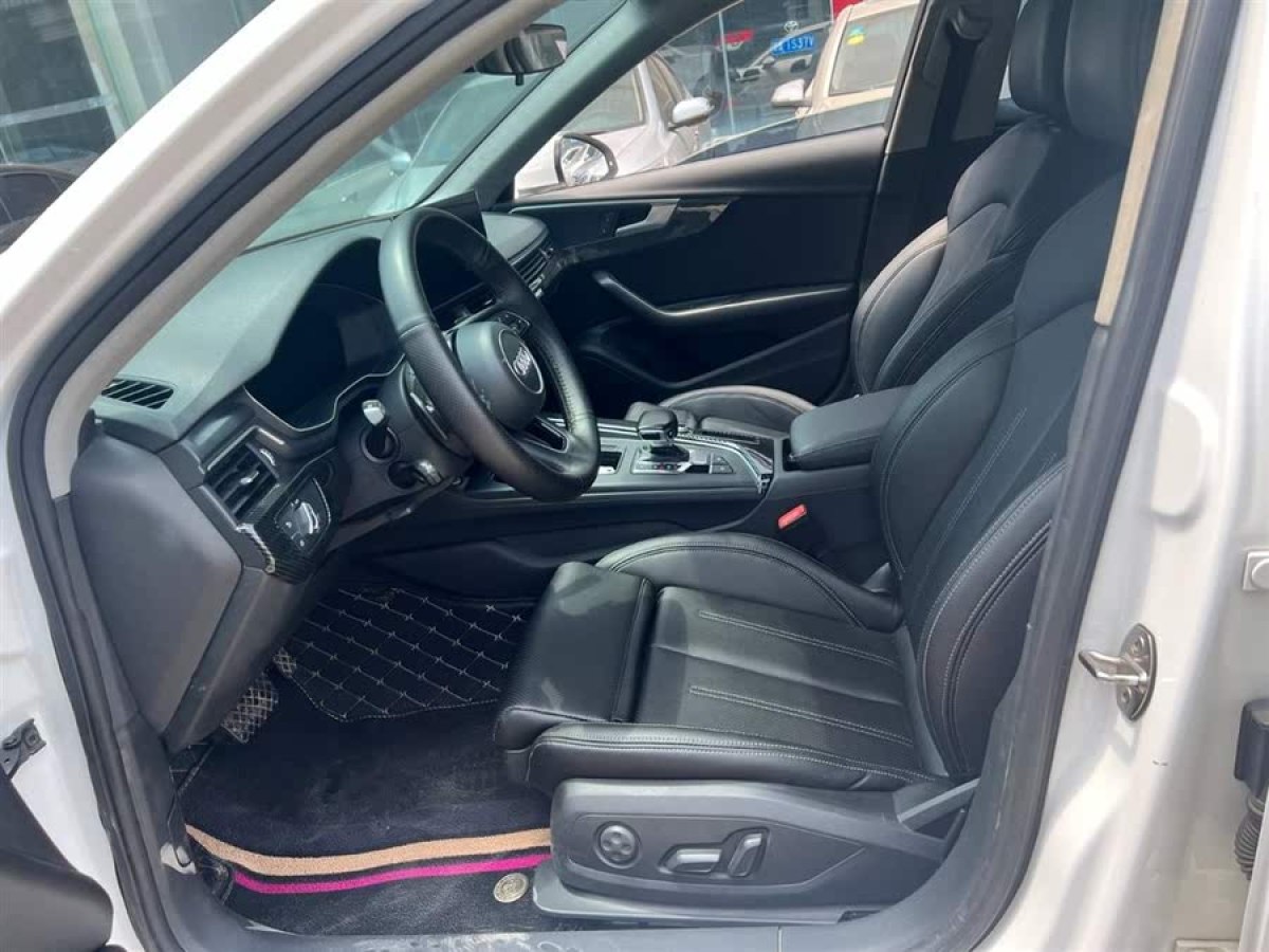 奧迪 奧迪A4L  2022款 35 TFSI 時(shí)尚動(dòng)感型圖片