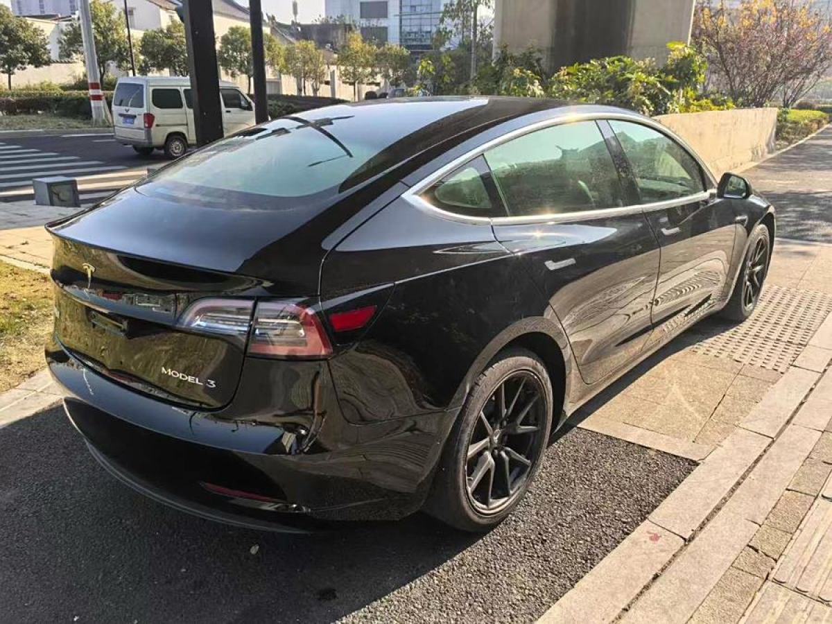 特斯拉 Model Y  2023款 后輪驅(qū)動(dòng)版圖片