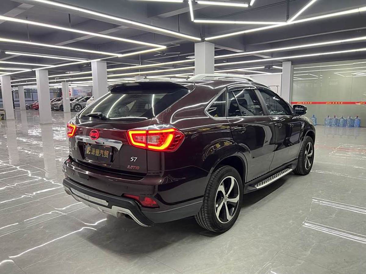 比亞迪 S7  2015款 2.0T 自動尊貴型圖片