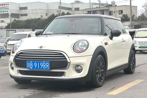 MINI MINI 1.5T COOPER Fun