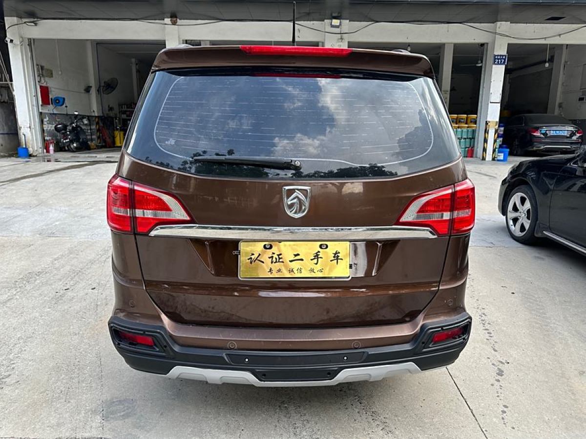 寶駿 730  2016款 1.5L 手動舒適型 7座圖片