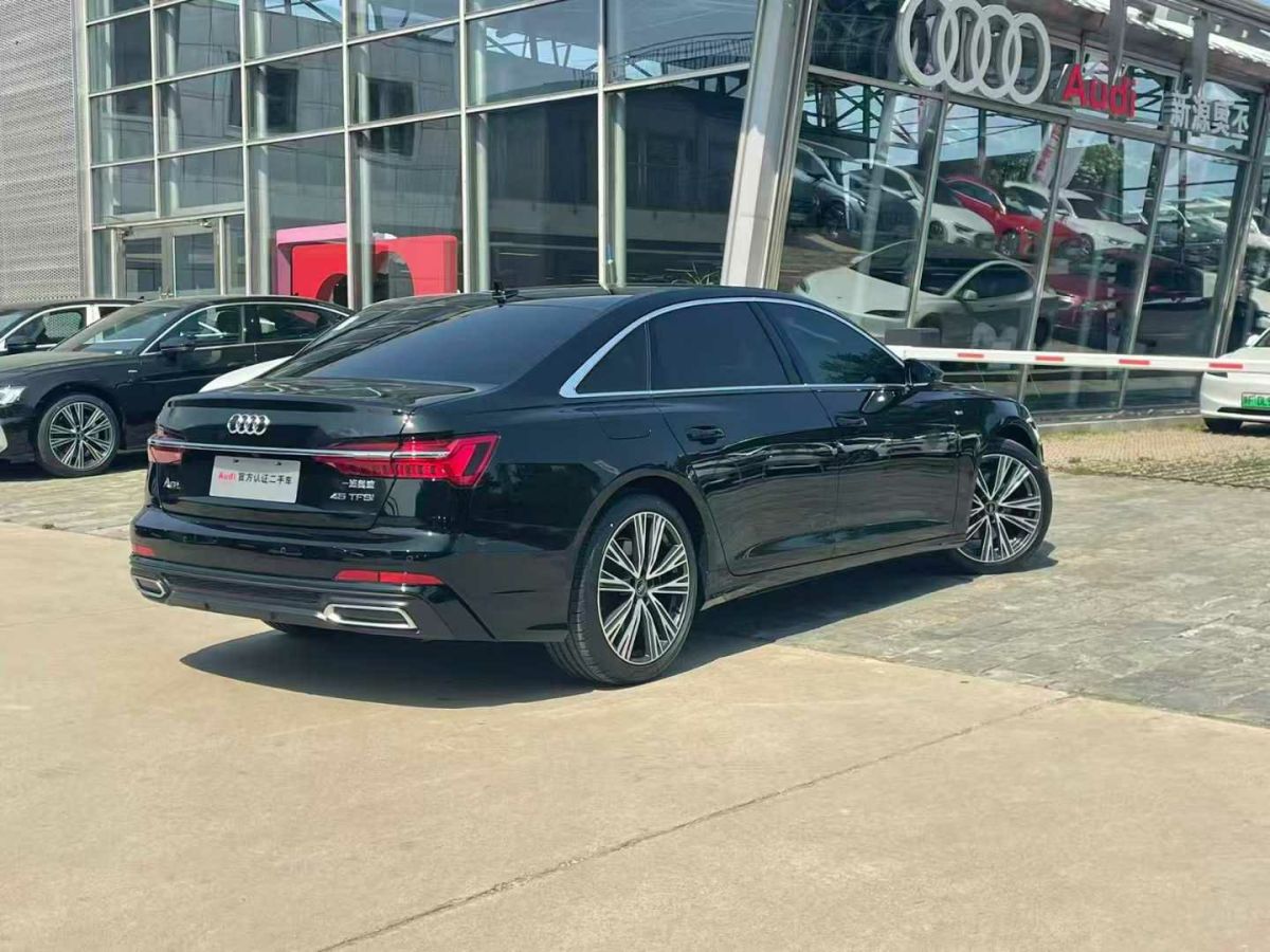 奧迪 奧迪A6L  2022款 40 TFSI 豪華動(dòng)感型圖片