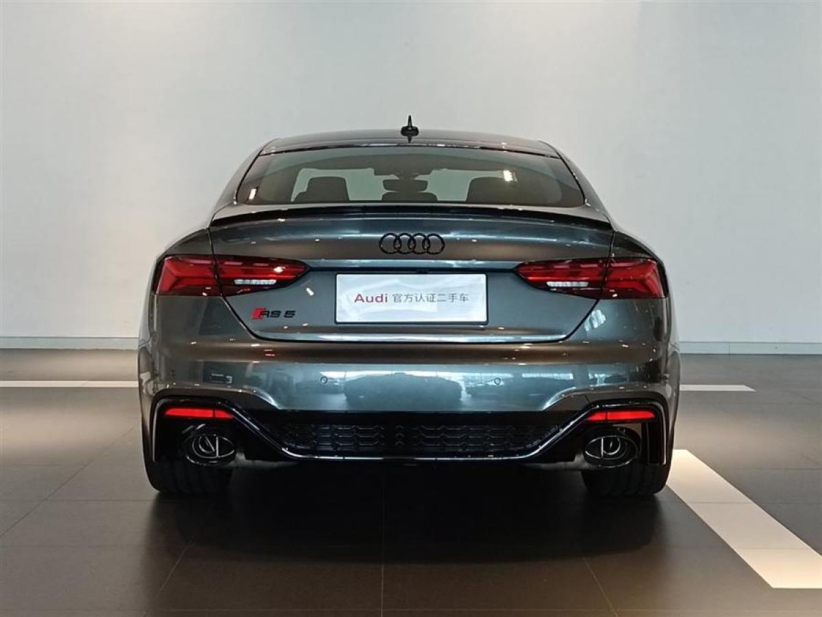 奧迪 奧迪RS 5  2023款 RS 5 2.9T Sportback 黑曜版圖片