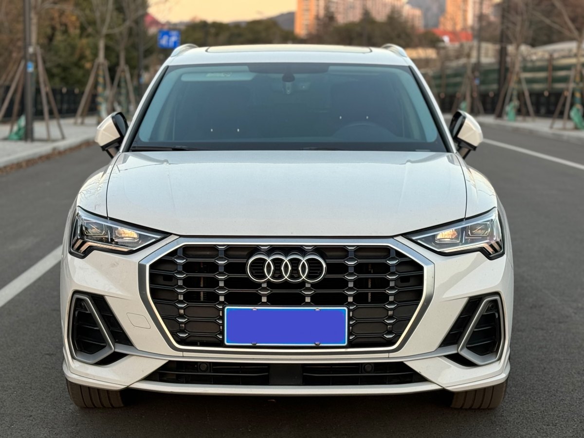 奧迪 奧迪Q3  2022款 35 TFSI 進(jìn)取動感型圖片