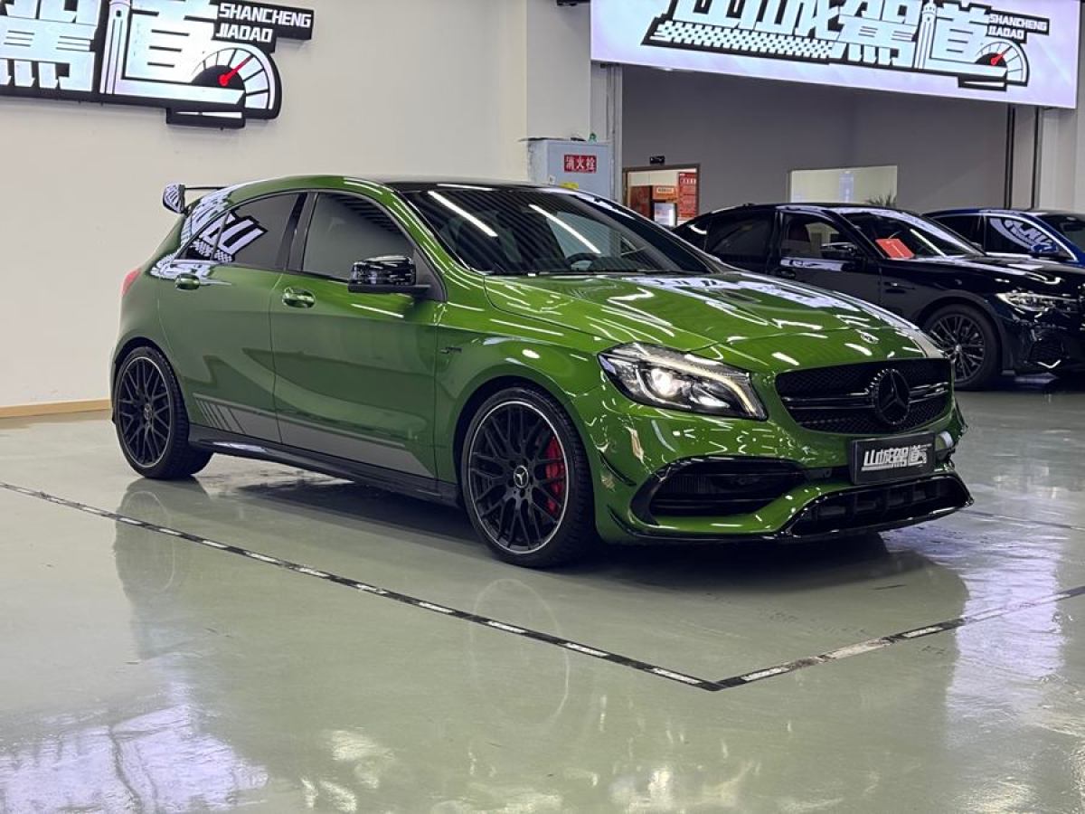 2018年6月奔馳 奔馳A級(jí)AMG  2017款 2017款 改款 AMG A 45 4MATIC 國VI