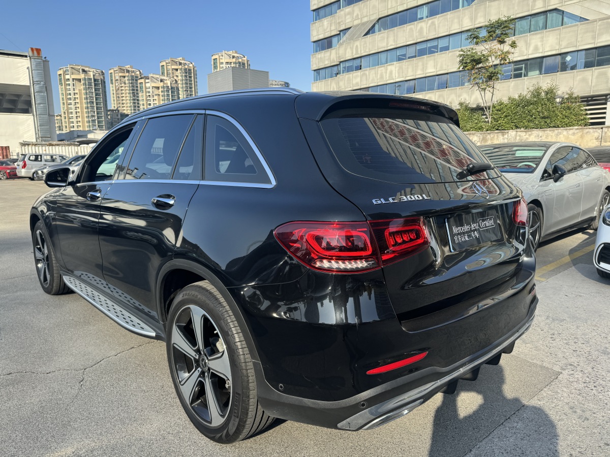 奔馳 奔馳GLC  2022款 改款 GLC 300 L 4MATIC 動感型臻藏版圖片