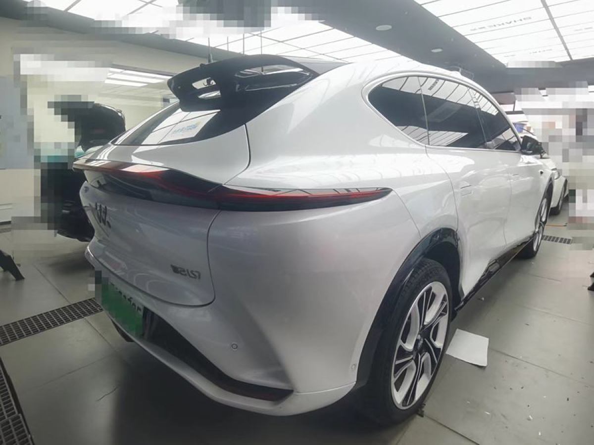 智己 智己LS7  2023款 100kWh Pro四驅(qū)版圖片