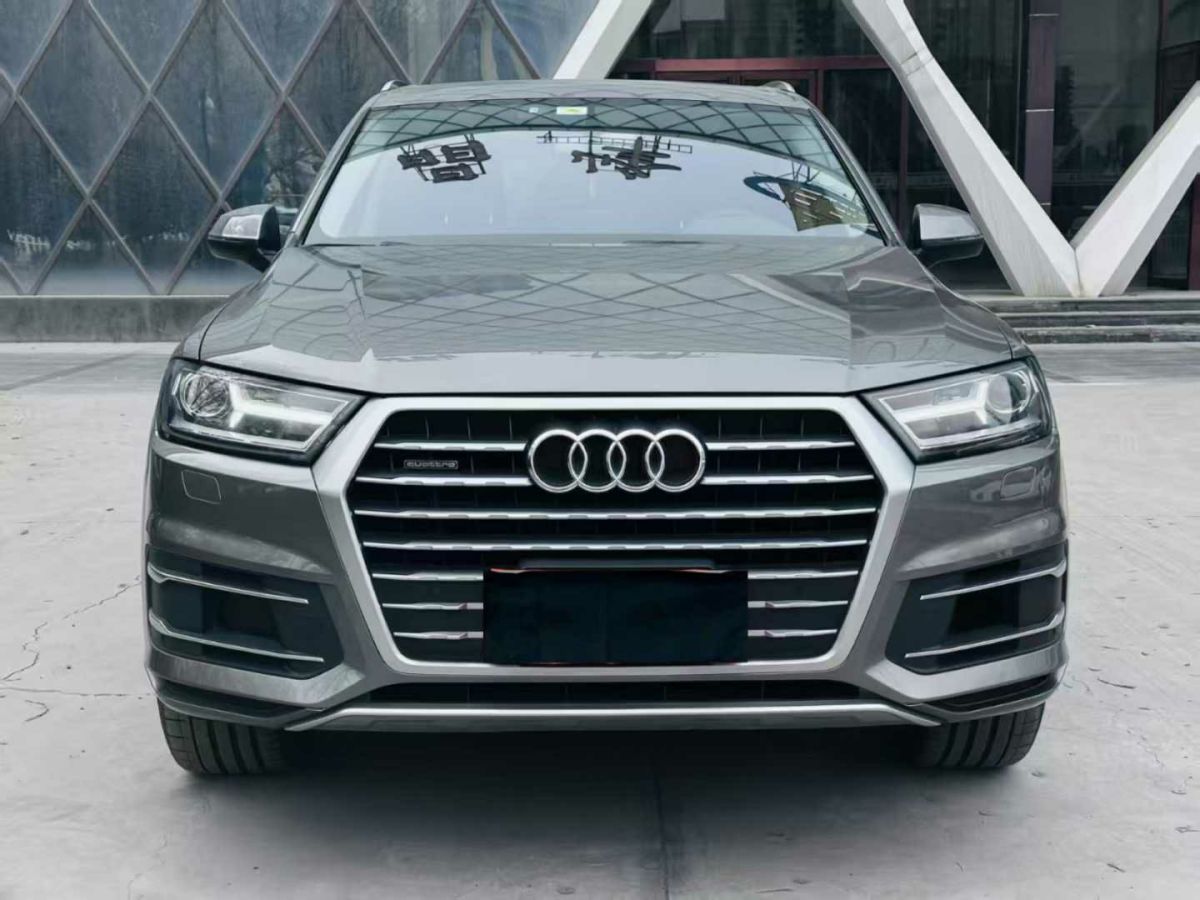 奧迪 奧迪Q7  2019款 45 TFSI S line運(yùn)動(dòng)型圖片