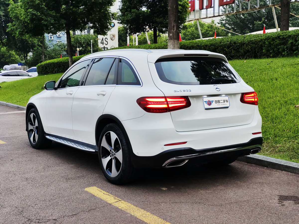 2018年4月奔馳 奔馳GLC  2018款 GLC 300 4MATIC 動感型