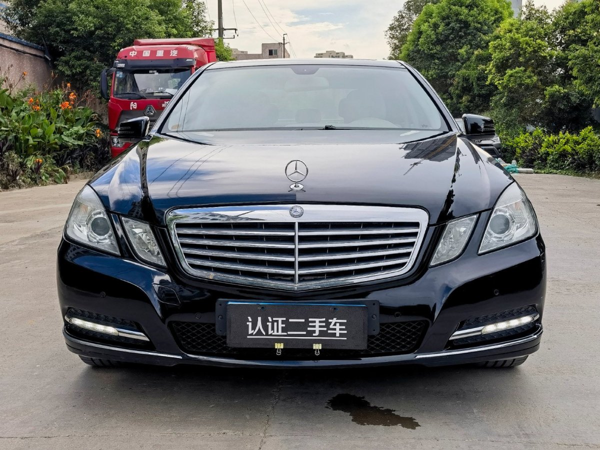 奔馳 奔馳E級  2013款 E 260 L CGI優(yōu)雅型圖片