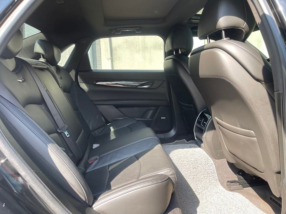 凱迪拉克 CT6  2016款 28T 豪華型圖片