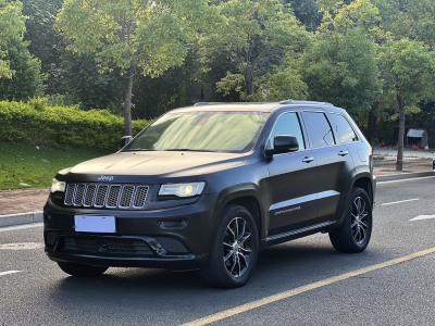 2015年8月 Jeep 大切诺基(进口) 3.6L 旗舰尊悦版图片