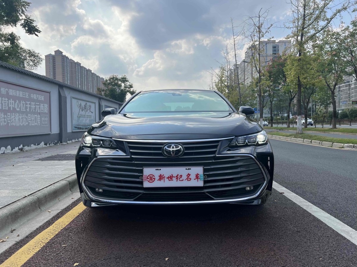 豐田 亞洲龍  2019款 2.0L 豪華版圖片