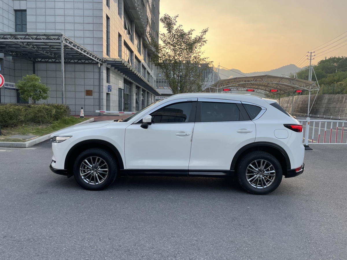 2021年7月馬自達(dá) CX-5  2021款 2.0L 自動兩驅(qū)智慧型