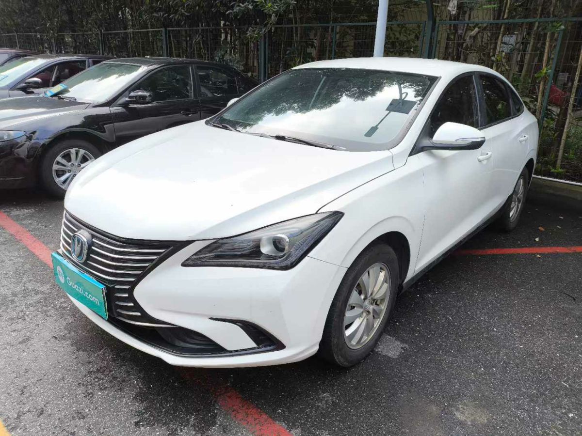 長(zhǎng)安 逸動(dòng)  2021款 PLUS 1.6L GDI CVT精英型圖片