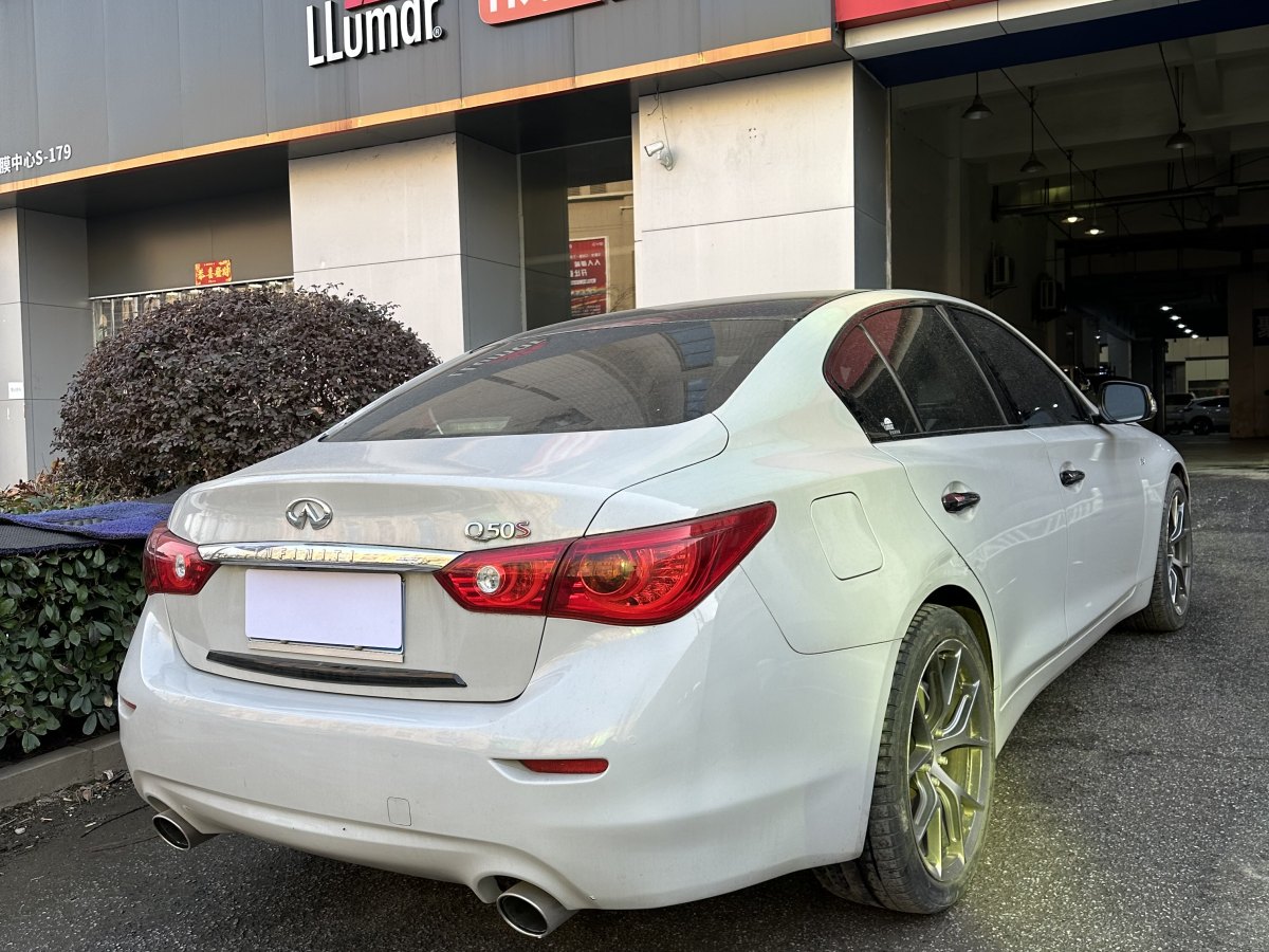 英菲尼迪 Q50  2014款 3.7L 豪華運動版圖片