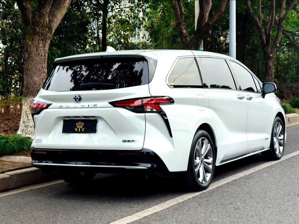 豐田 賽那SIENNA  2023款 2.5L混動 尊貴版圖片