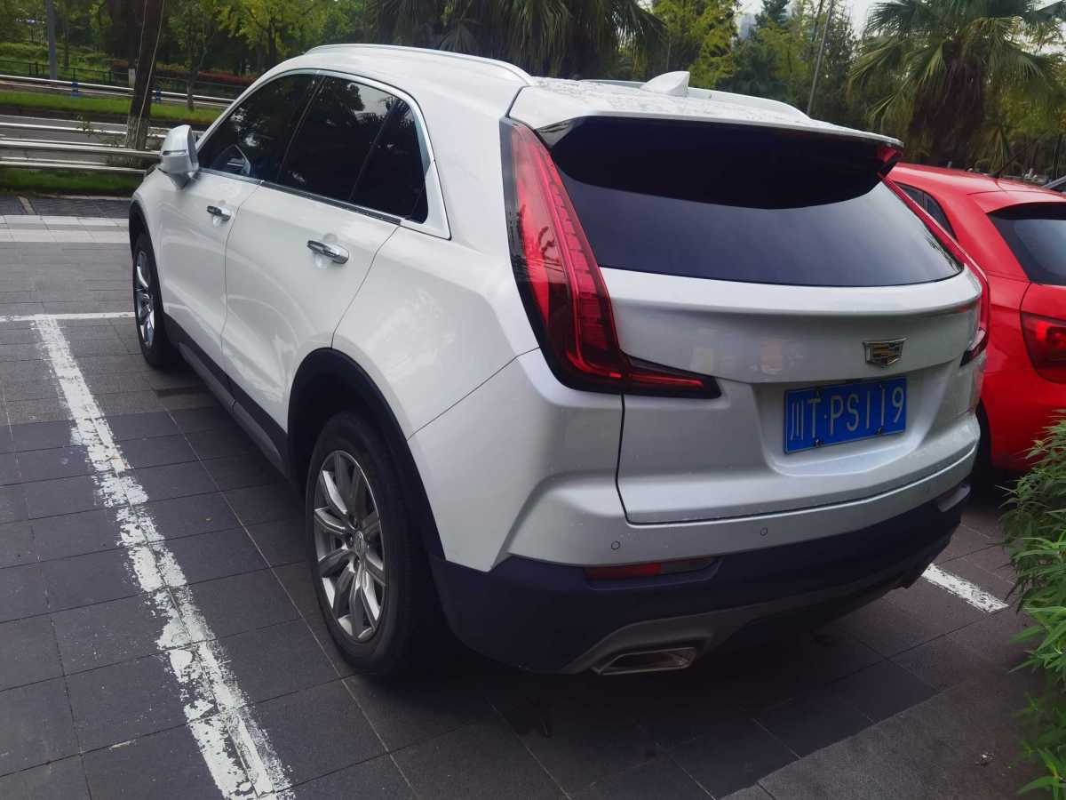 凱迪拉克 XT4  2018款 28T 兩驅(qū)領(lǐng)先型圖片