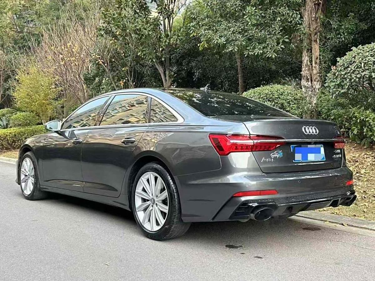 奧迪 奧迪A6L  2022款 45 TFSI 臻選動(dòng)感型圖片