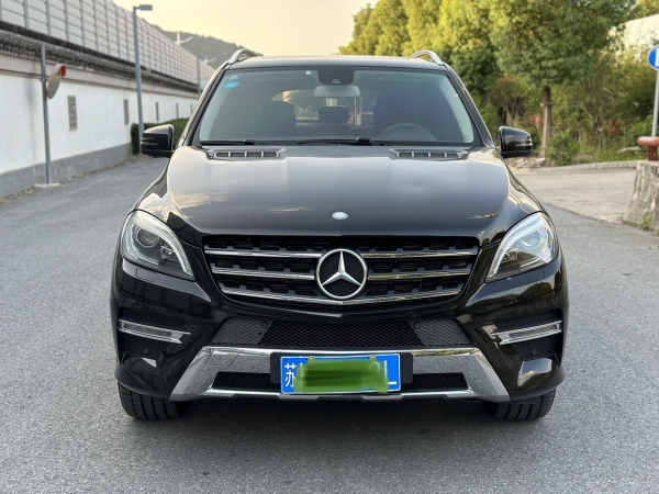 奔驰 奔驰M级  2014款 ML 320 4MATIC