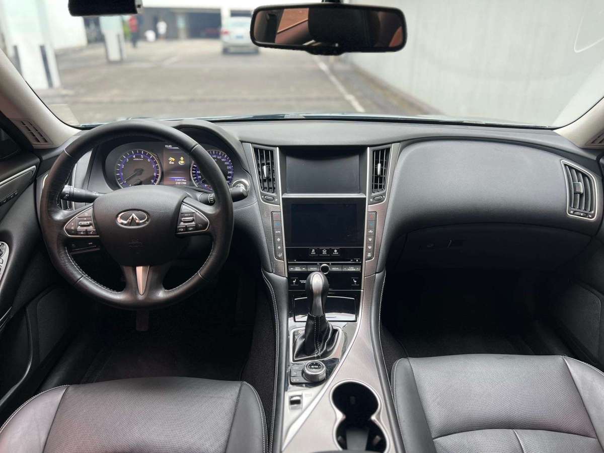 英菲尼迪 Q50  2014款 3.7L 豪華版圖片