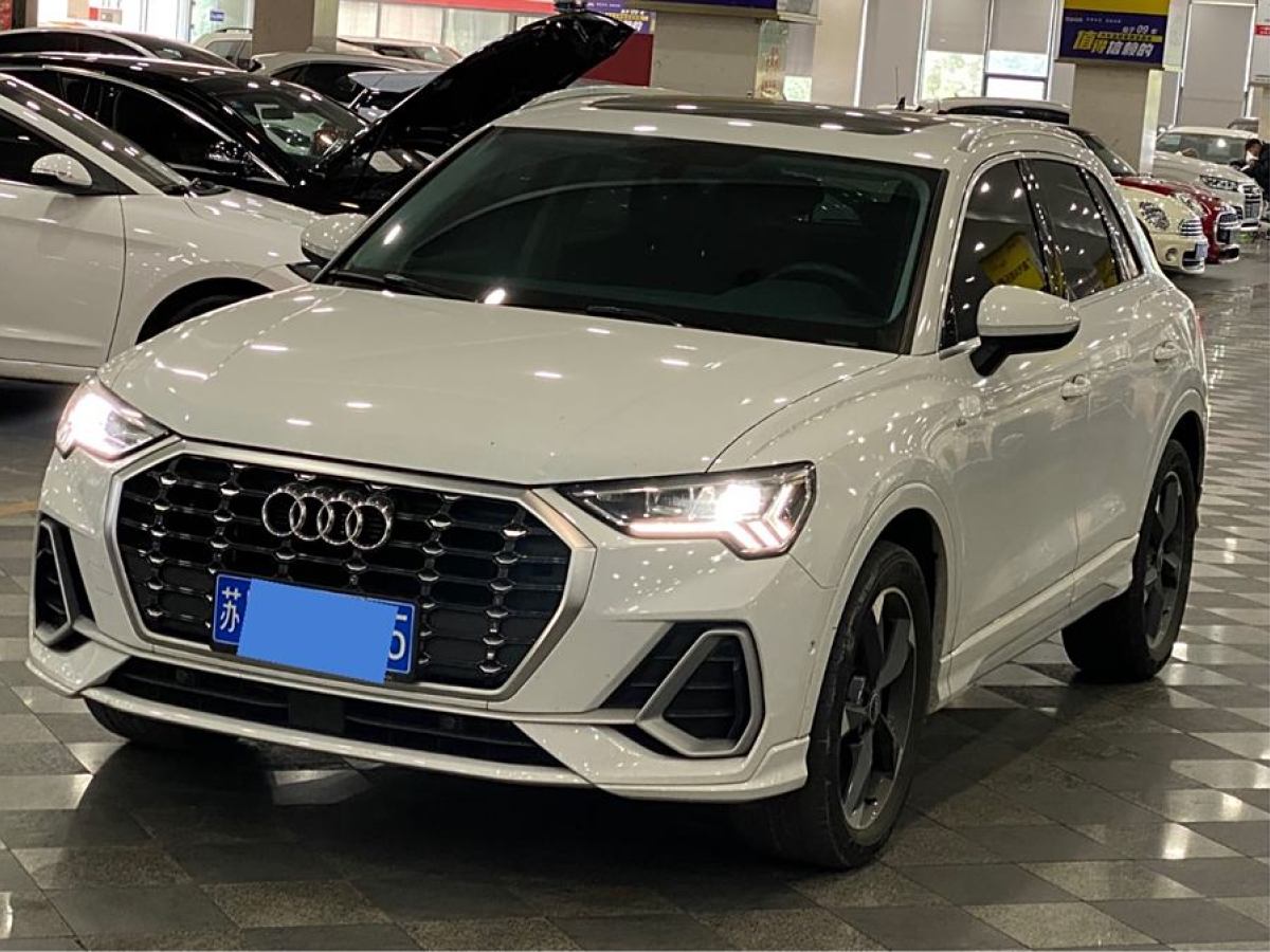 奧迪 奧迪Q3  2021款 35 TFSI 時(shí)尚動(dòng)感型圖片