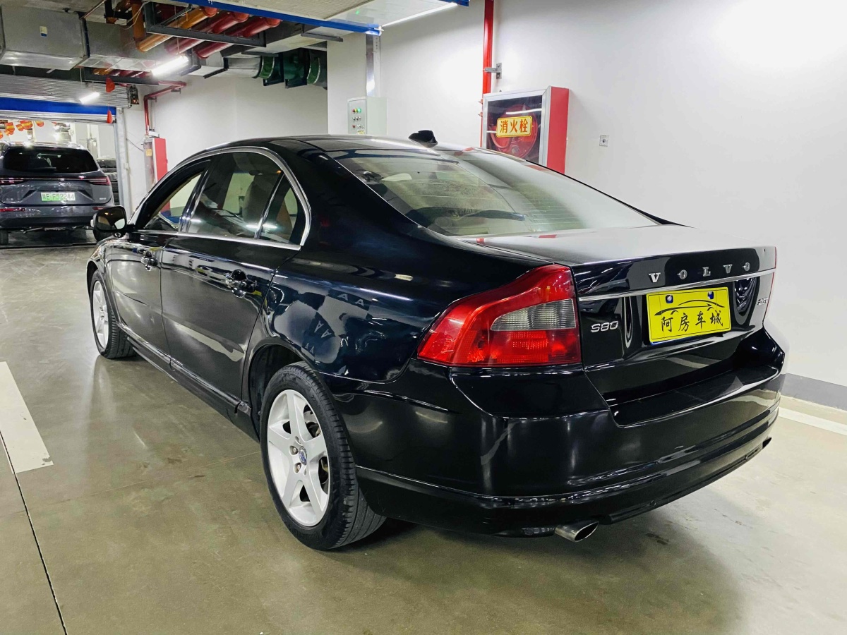 2011年12月沃尔沃 S80  2011款 S80L T4智尊版