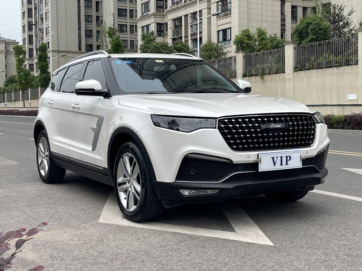眾泰 T700  2017款 1.8T 雙離合尊享型圖片