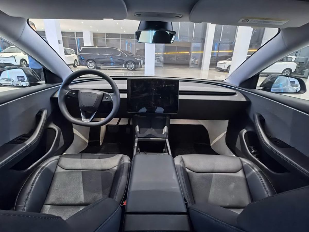 特斯拉 Model Y  2023款 后輪驅(qū)動(dòng)版圖片