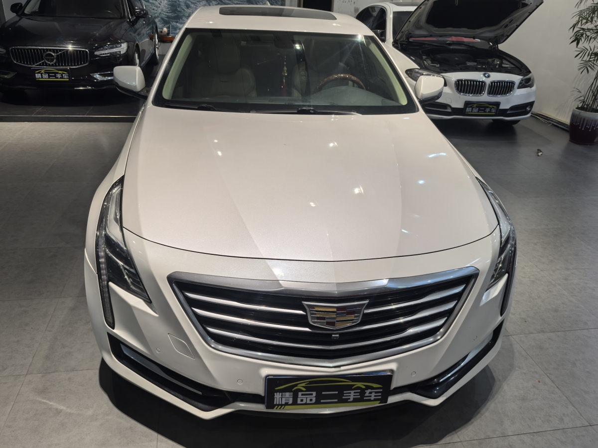 凱迪拉克 CT6  2017款 28T 時(shí)尚型圖片