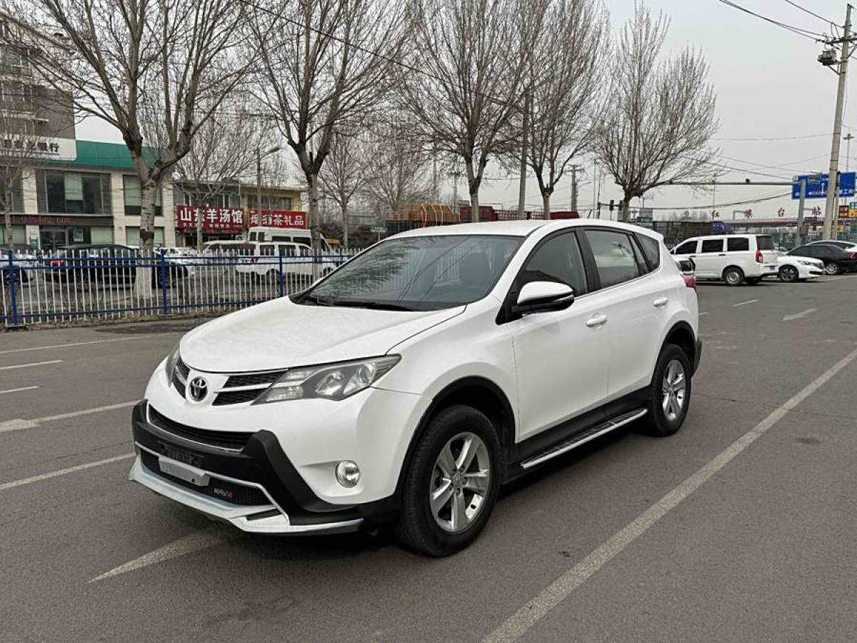 2013年9月豐田 RAV4榮放  2013款 2.0L CVT兩驅(qū)都市版