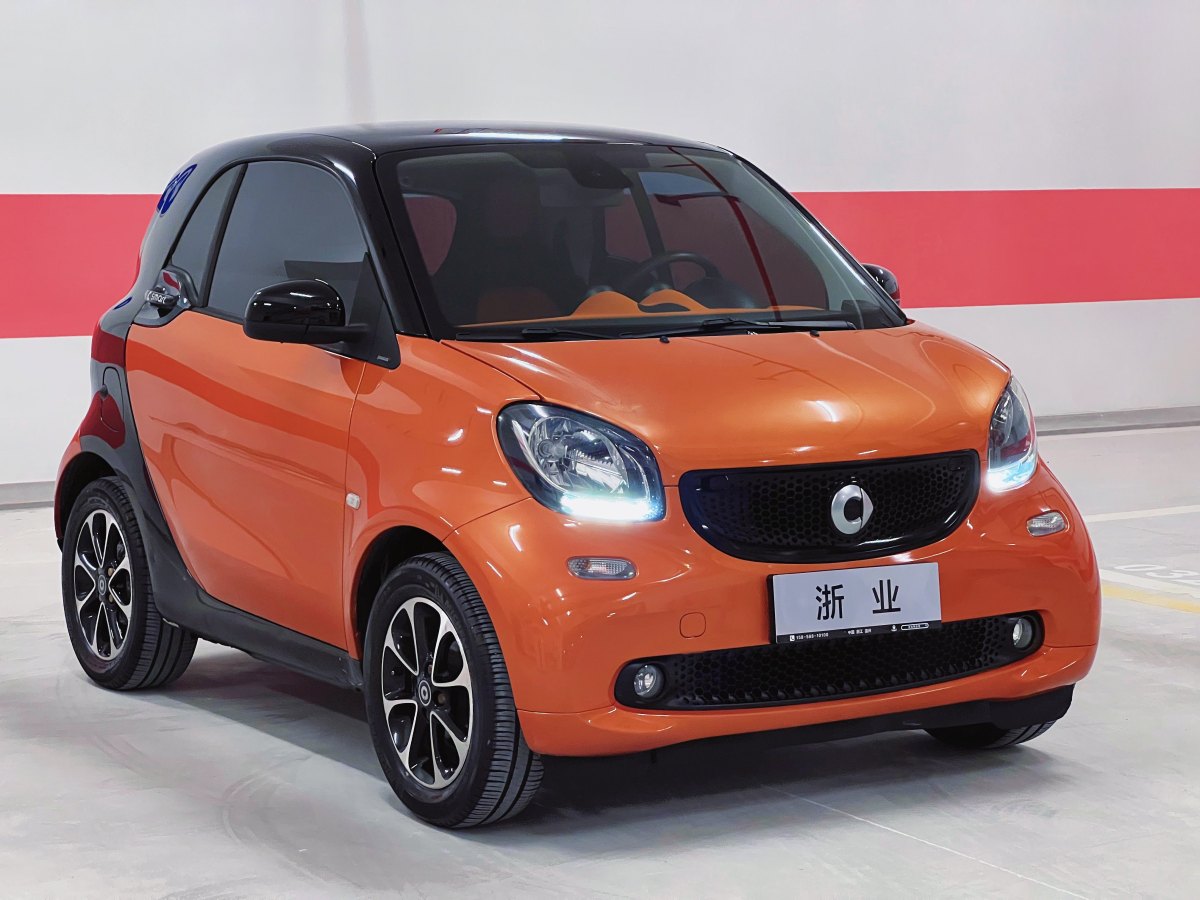 2017年1月smart fortwo  2011款 1.0 MHD 硬頂激情版