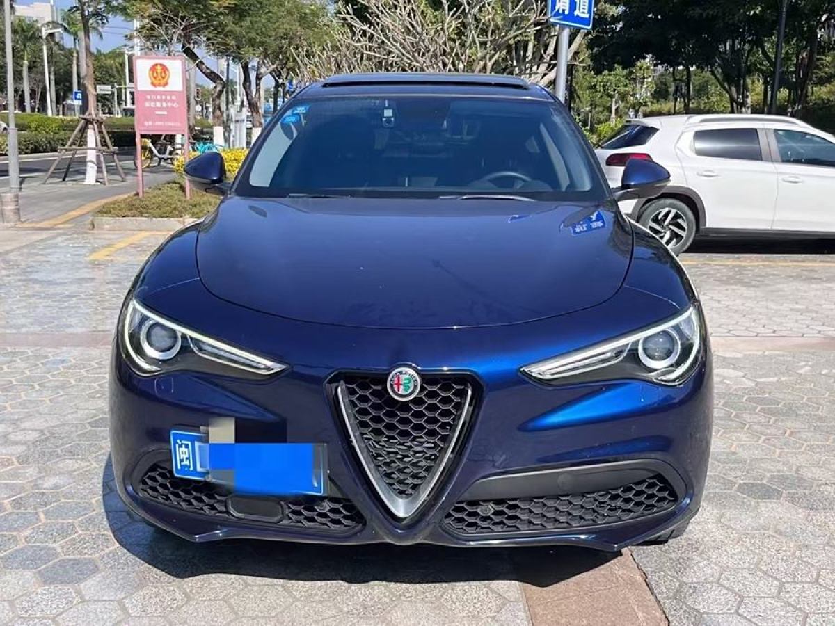 阿爾法·羅密歐 Stelvio  2017款 2.0T 200HP 精英版圖片