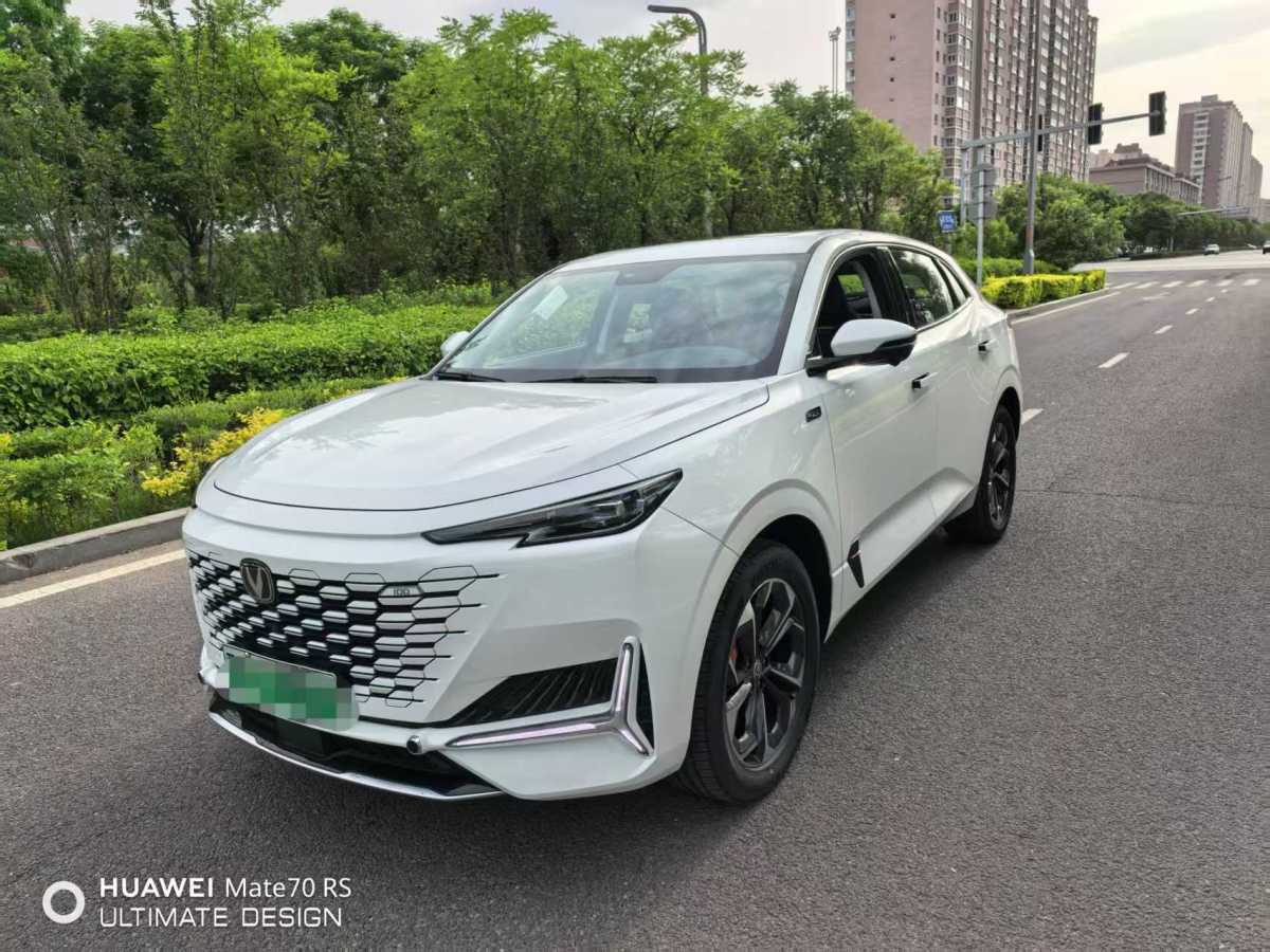 長(zhǎng)安 長(zhǎng)安UNI-K新能源  2023款 智電iDD 1.5T 135km智趣型圖片