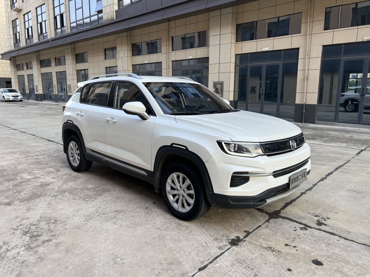 長(zhǎng)安 CS35  2017款 1.6L 手動(dòng)舒適型圖片