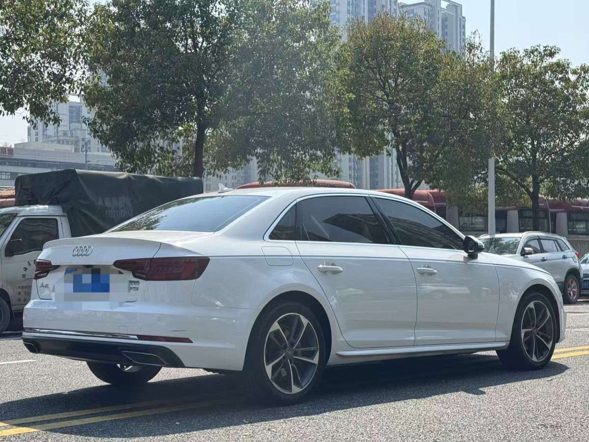 2019年10月奧迪 奧迪A4L  2019款 40 TFSI 時尚型 國V