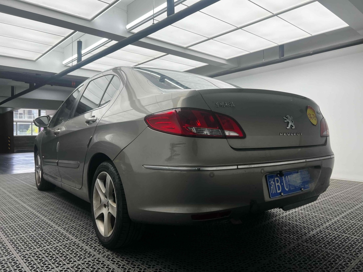 標(biāo)致 408  2010款 2.0L 自動尊貴版圖片