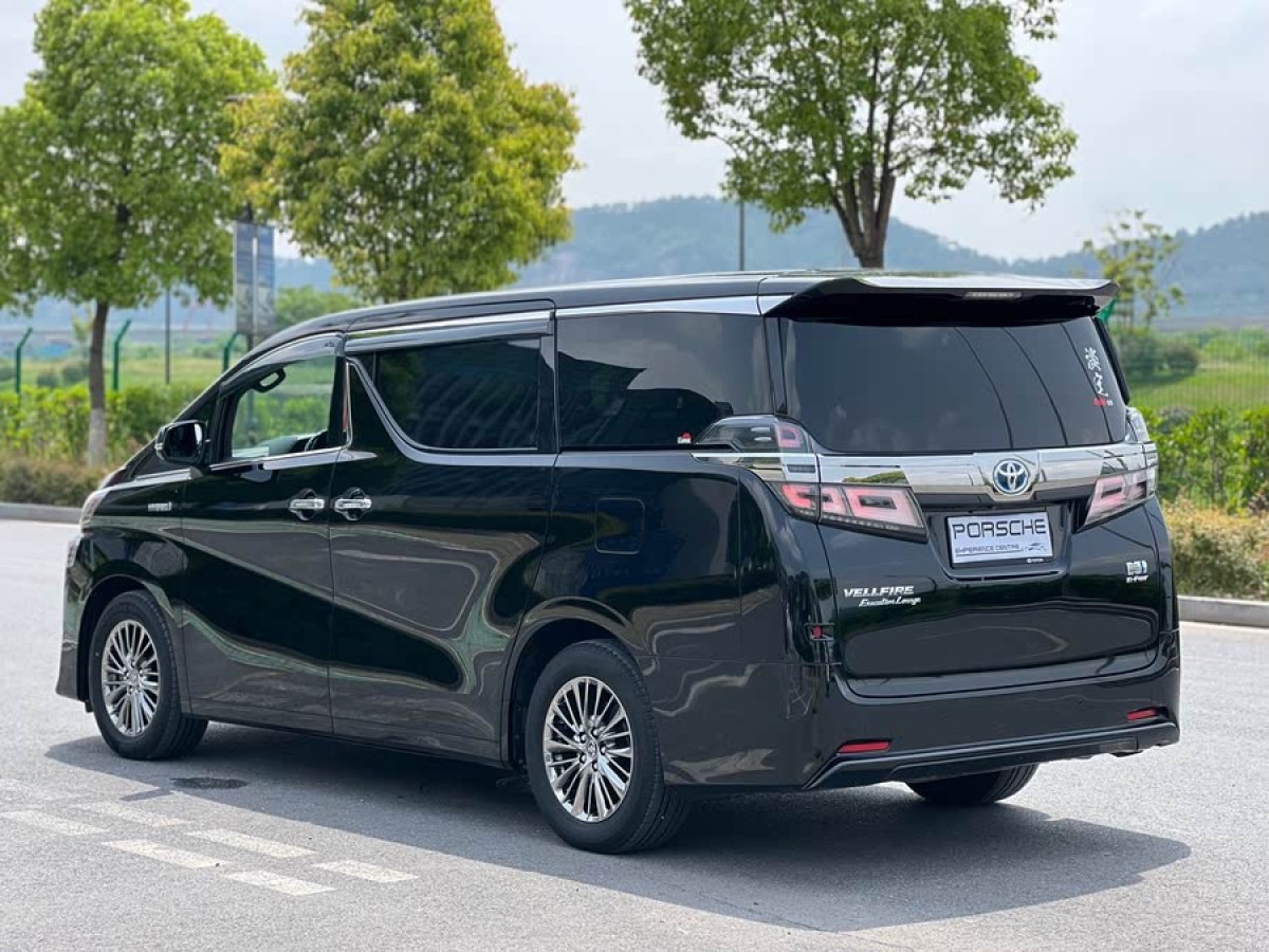 豐田 威爾法  2019款 雙擎 2.5L HV尊貴版圖片