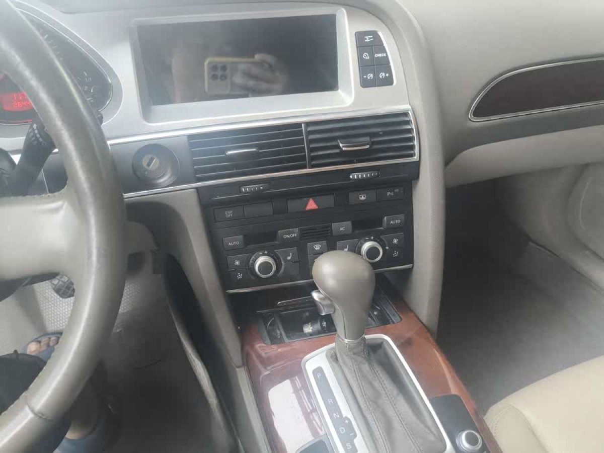 奧迪 奧迪A6L  2011款 2.7 TDI 舒適型圖片