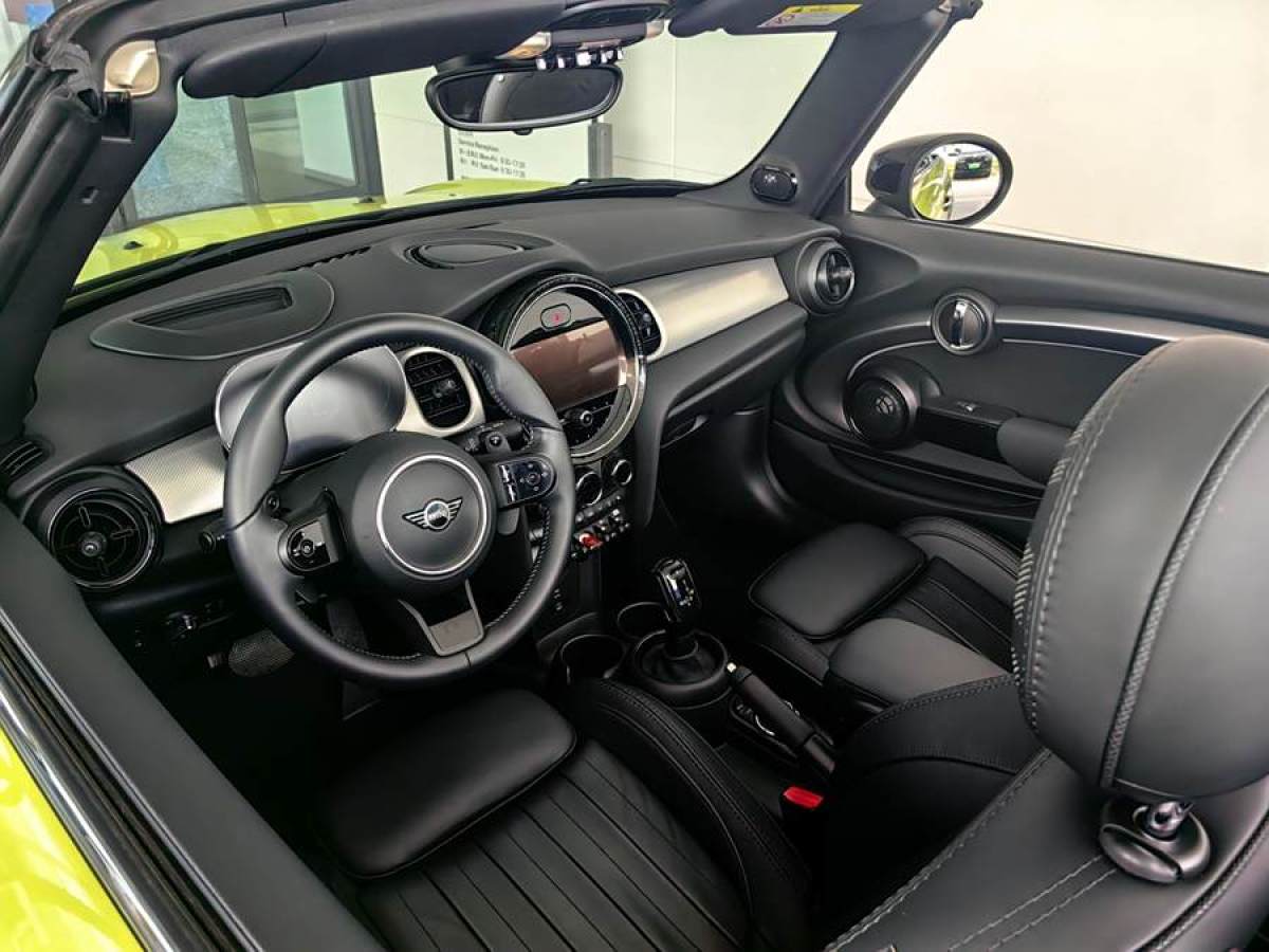 MINI MINI  2022款 改款 2.0T COOPER S CABRIO 藝術家圖片