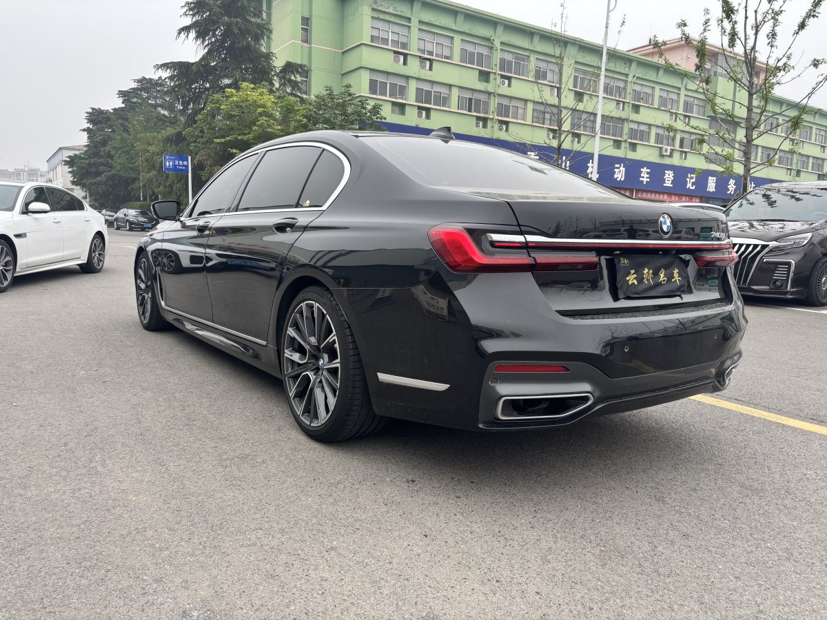 寶馬 寶馬7系  2019款  740Li 領(lǐng)先型 M運(yùn)動套裝圖片