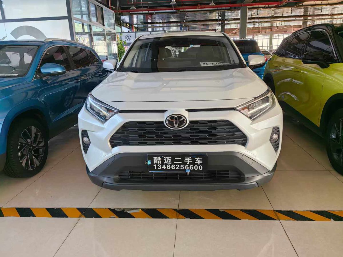 2021年8月豐田 RAV4榮放  2021款 2.0L CVT四驅(qū)尊貴版