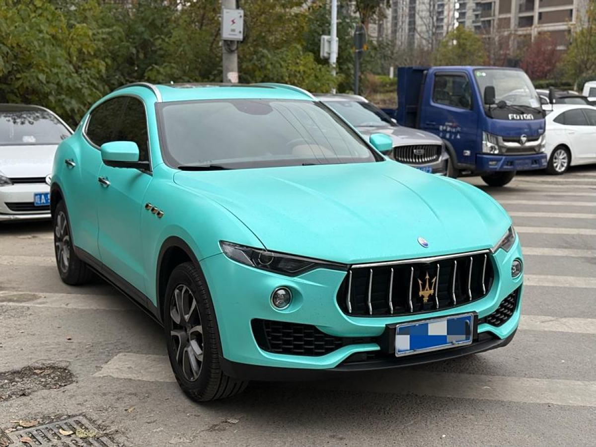 瑪莎拉蒂 Levante  2018款 3.0T 350Hp 標(biāo)準(zhǔn)版圖片