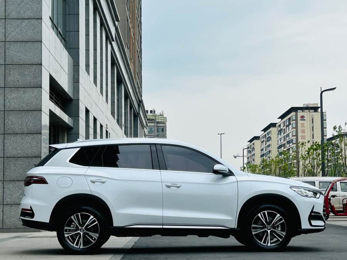 比亞迪 宋Pro新能源  2022款 DM-i 51km 豪華型圖片